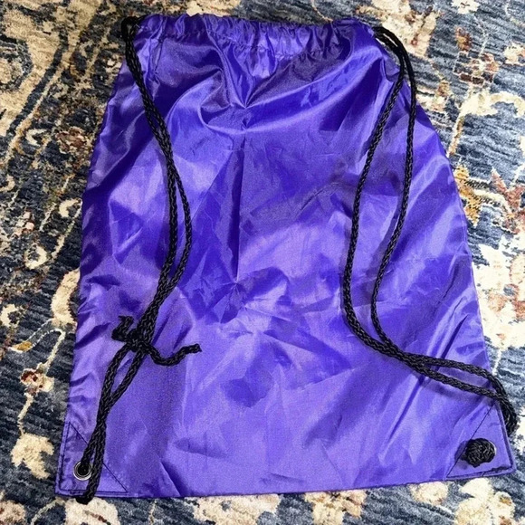 Crown Royal gray short sleeve t-shirt (med), 2 crown bags, 1 glass (4 PC BUNDLE) - Picture 16 of 16